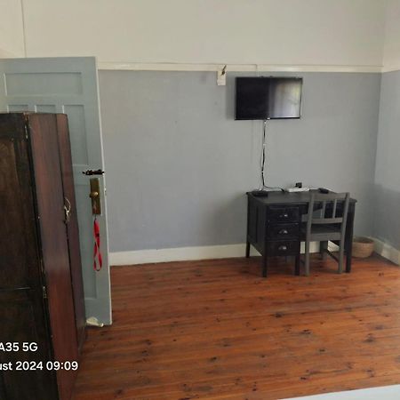 Choice Backpackers Lodge Bulawayo Luaran gambar