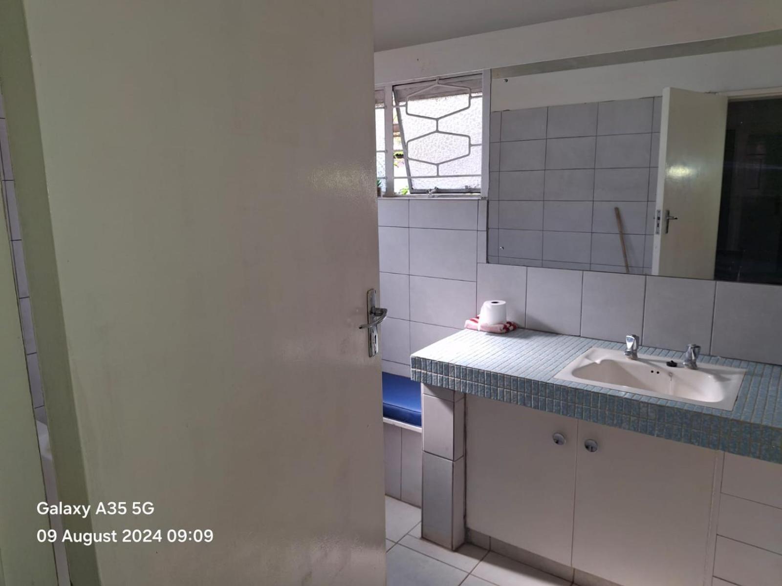 Choice Backpackers Lodge Bulawayo Luaran gambar